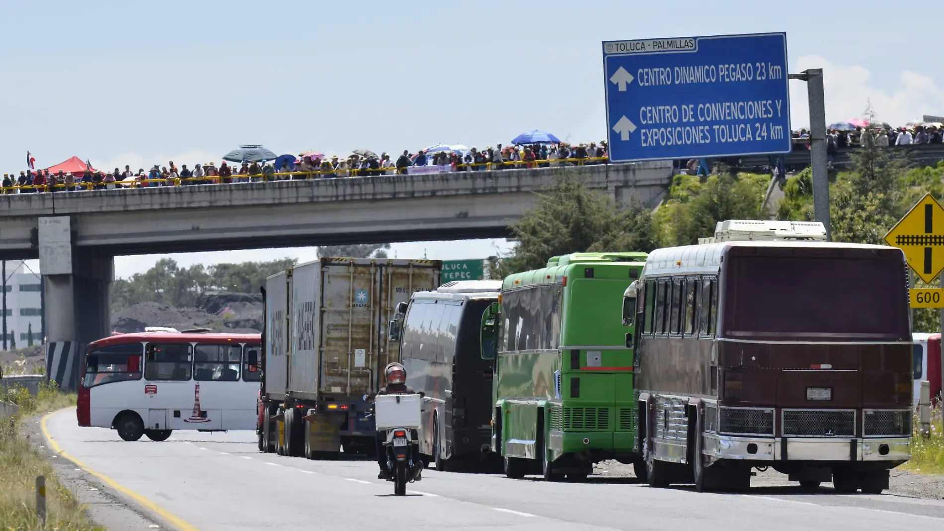 bloqueo toluca palmillas